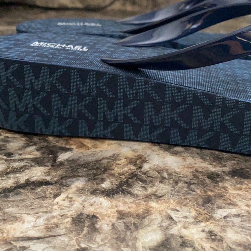 Michael Kors New Sandals Size 10 - Picture 5 of 8